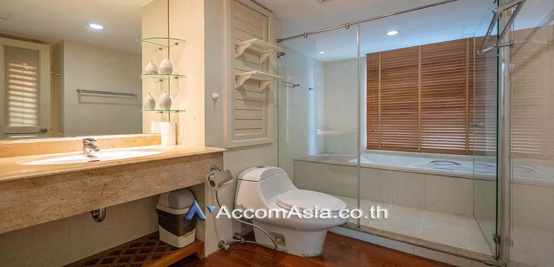 8  3 br Apartment For Rent in Silom ,Bangkok BTS Chong Nonsi at Modern Thai Contemporary 13598