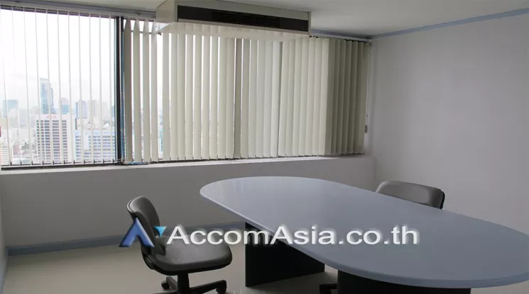 5  Office Space For Rent in Silom ,Bangkok BTS Sala Daeng at Skulthai Surawong AA22827