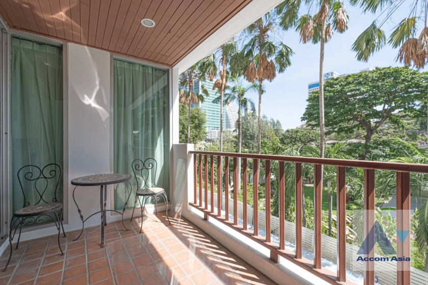 20  3 br Apartment For Rent in Silom ,Bangkok BTS Surasak at High-end Low Rise  13600