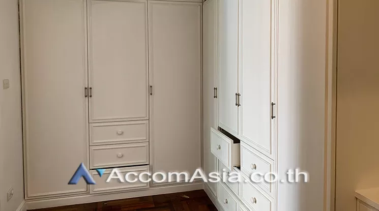 8  3 br Apartment For Rent in Sukhumvit ,Bangkok  at Simply Delightful - Convenient AA85329