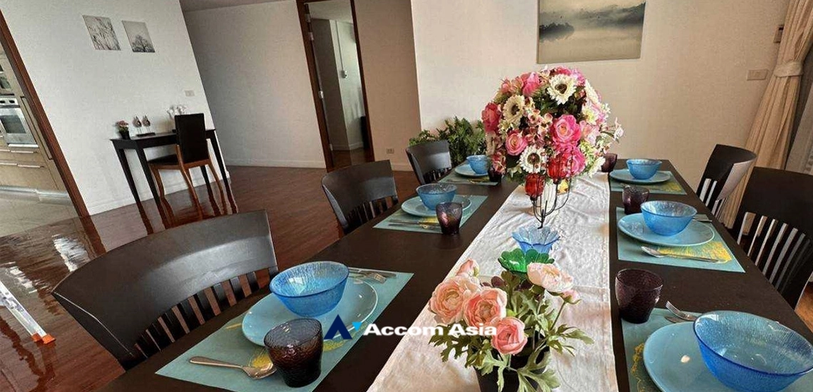 7  3 br Apartment For Rent in Silom ,Bangkok BTS Surasak at High-end Low Rise  13601