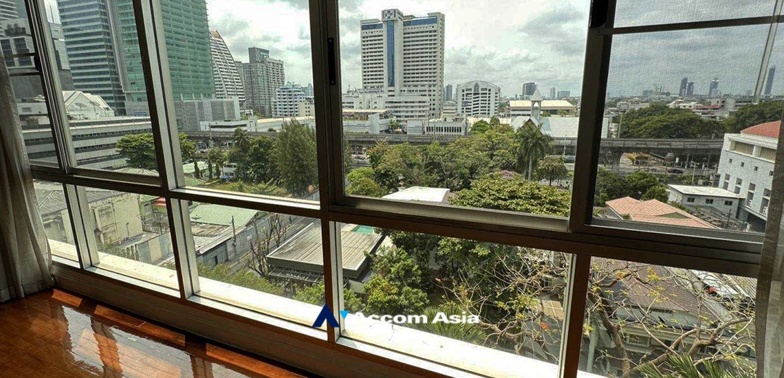 12  3 br Apartment for rent and sale in Silom ,Bangkok BTS Surasak at High-end Low Rise  13601