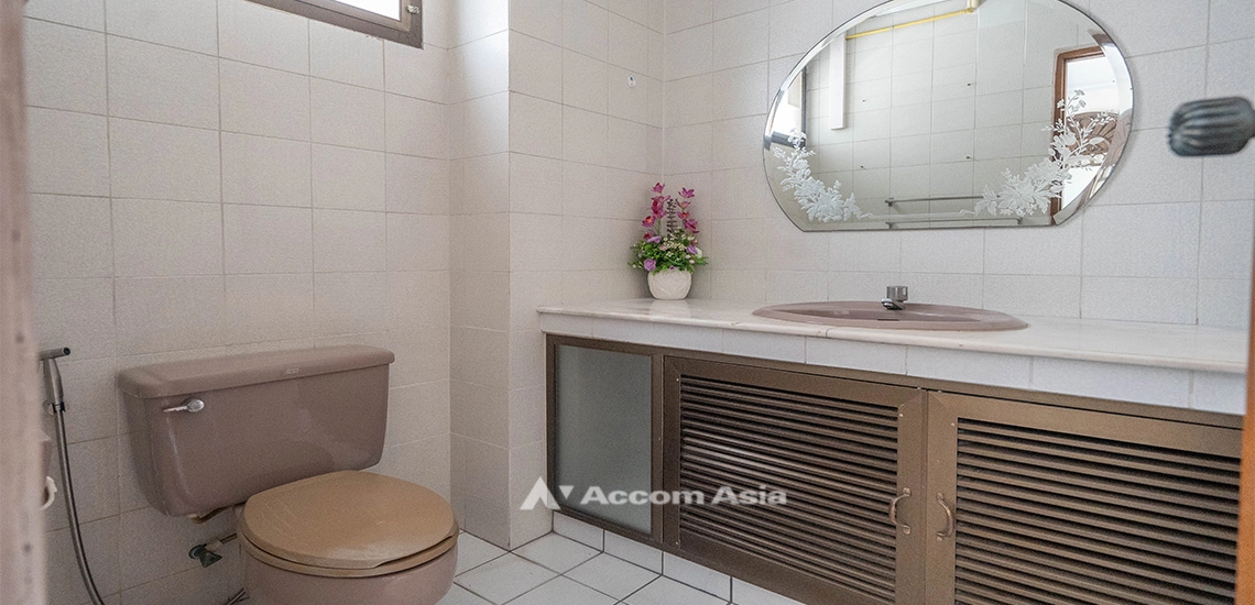 16  4 br Townhouse For Rent in Sukhumvit ,Bangkok BTS Thong Lo at Thonglor Garden Place AA22854