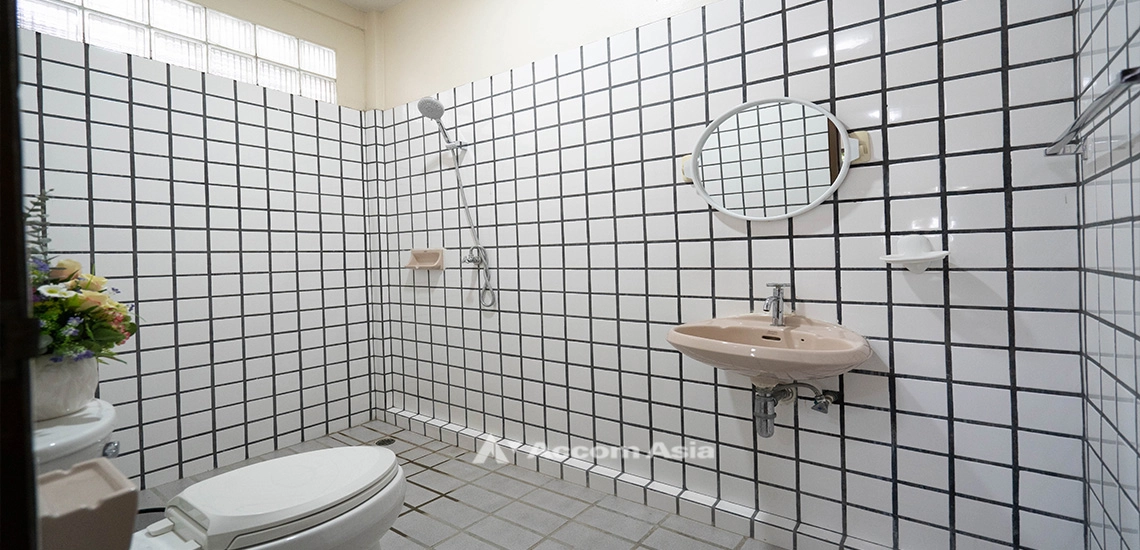 21  4 br Townhouse For Rent in Sukhumvit ,Bangkok BTS Thong Lo at Thonglor Garden Place AA22854