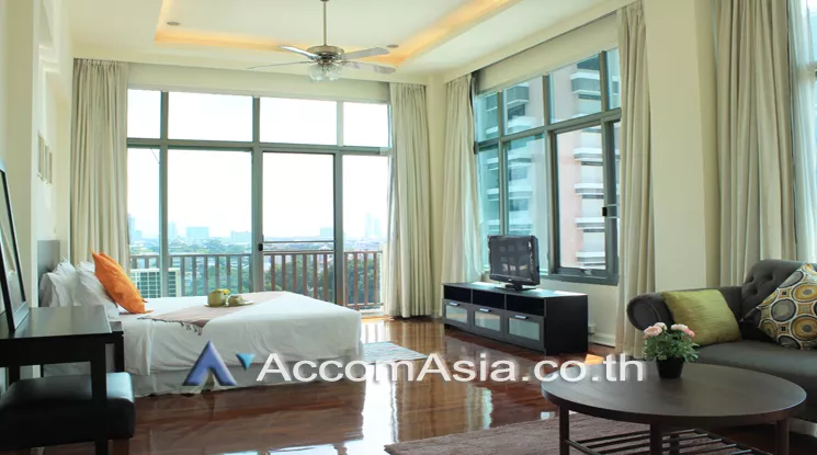 6  4 br Apartment For Rent in Silom ,Bangkok BTS Surasak at High-end Low Rise  13602