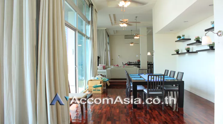 Double High Ceiling, Penthouse, Pet friendly |  4 Bedrooms  Apartment For Rent in Silom, Bangkok  near BTS Surasak (13602)