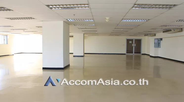 unit Studio  Office space For Rent in Sukhumvit, Bangkok  near BTS Nana (AA22858)