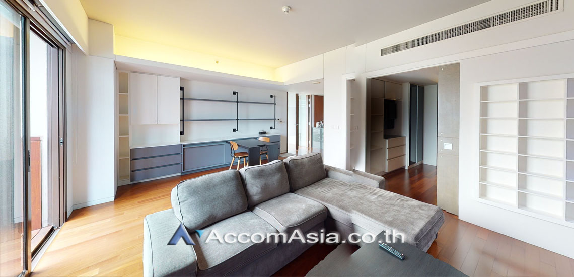 unit 1 Bedroom  Condominium For Rent in Ploenchit, Bangkok  near BTS Ratchadamri (AA22861)