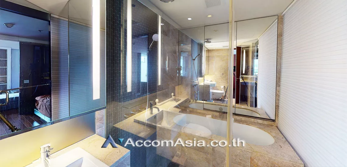 8  1 br Condominium For Rent in Ploenchit ,Bangkok BTS Ratchadamri at Hansar Residence AA22861