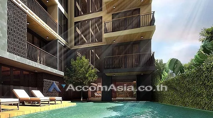  2 Bedrooms  Condominium For Rent in Ploenchit, Bangkok  near BTS Chitlom (AA22882)