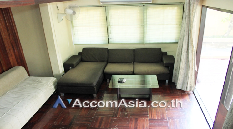  2 Bedrooms  House For Rent & Sale in Sukhumvit, Bangkok  near BTS On Nut (AA22885)