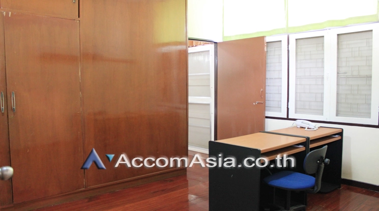 10  2 br House for rent and sale in Sukhumvit ,Bangkok BTS On Nut AA22885
