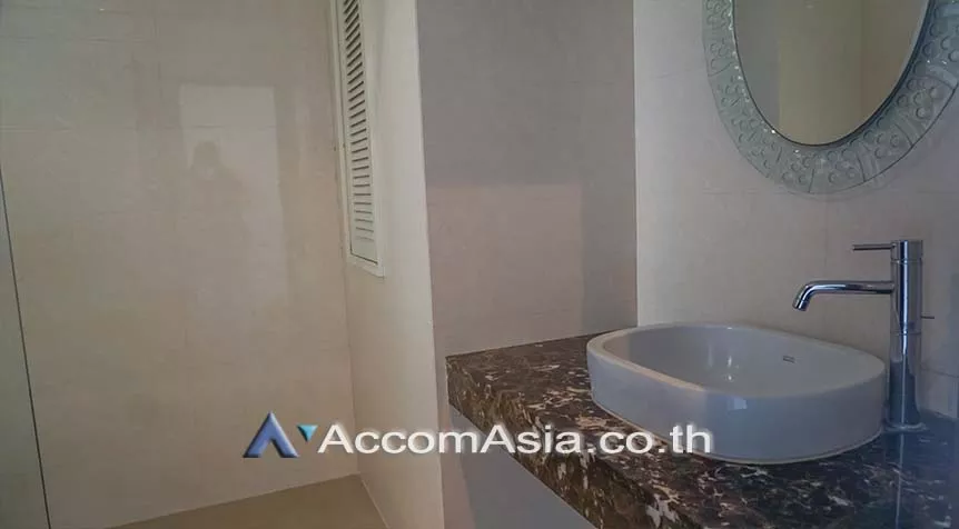 5  3 br Condominium for rent and sale in Sukhumvit ,Bangkok BTS Nana at Newton Tower AA22890