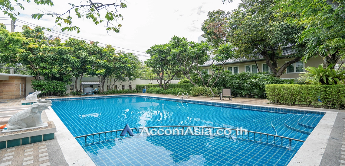  1  3 br House for rent and sale in Sukhumvit ,Bangkok BTS Ekkamai at Private Compound AA22906