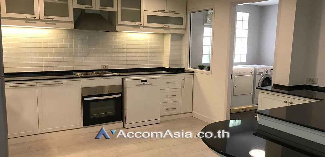 15  3 br House for rent and sale in Sukhumvit ,Bangkok BTS Ekkamai at Private Compound AA22906