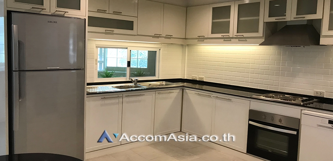 14  3 br House For Rent in Sukhumvit ,Bangkok BTS Ekkamai at Private Compound AA22906