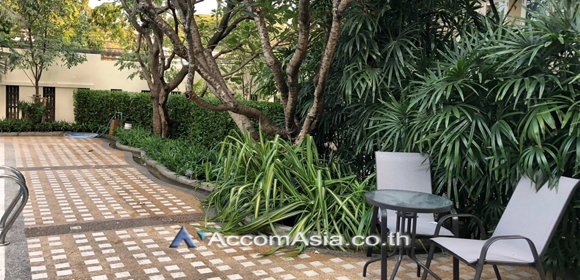 27  3 br House For Rent in Sukhumvit ,Bangkok BTS Ekkamai at Private Compound AA22906