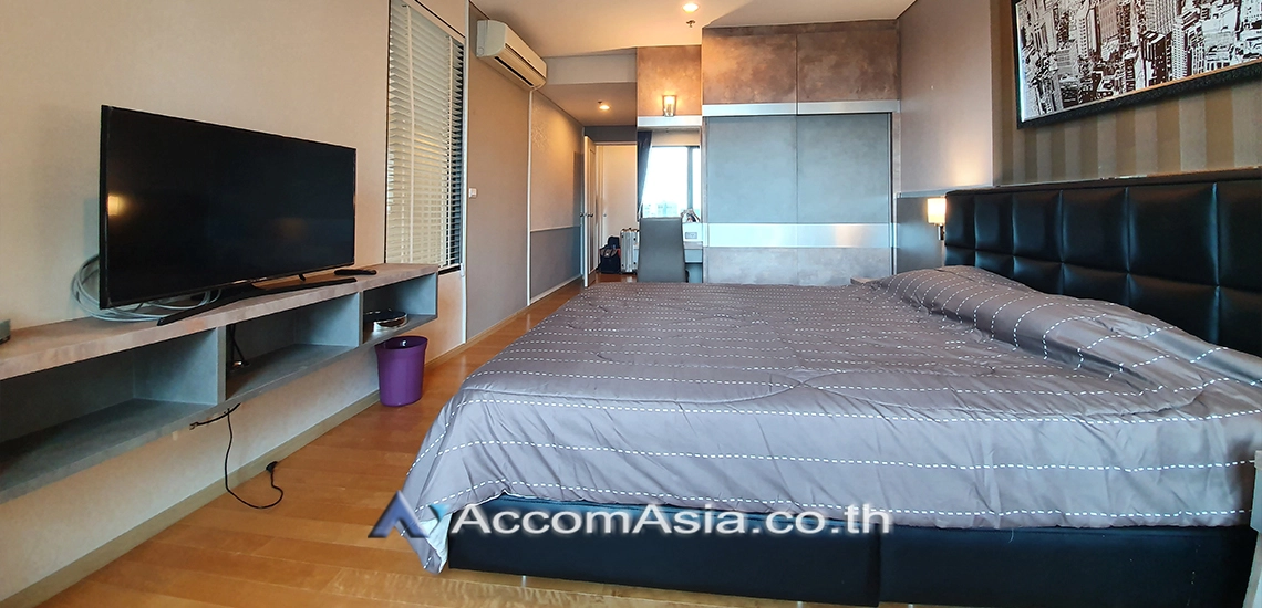 8  2 br Condominium For Rent in Ploenchit ,Bangkok MRT Phetchaburi - ARL Makkasan at Villa Asoke AA22935