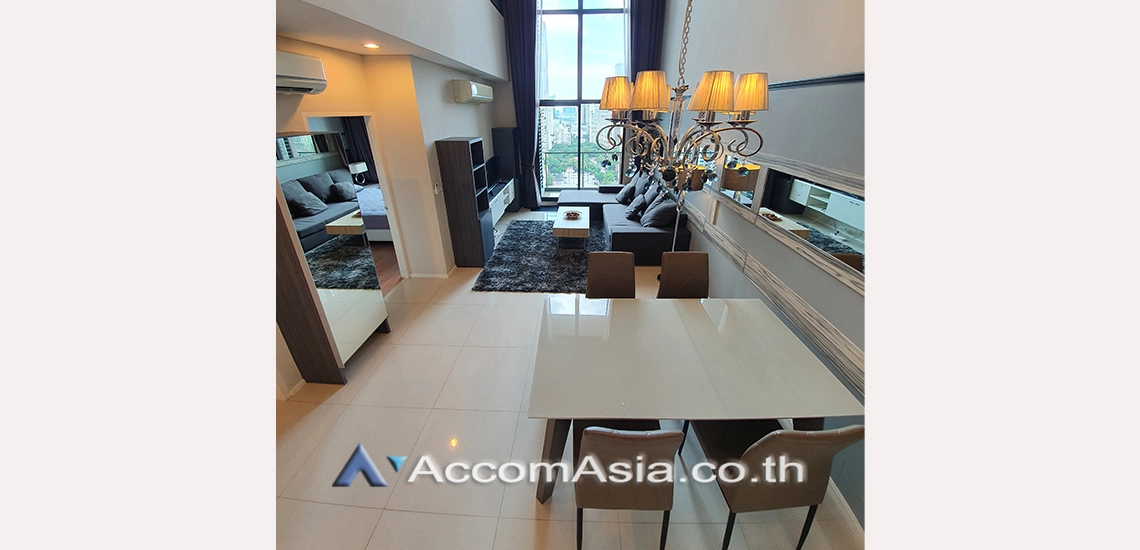 unitDouble High Ceiling, Duplex Condo |  2 Bedrooms  Condominium For Rent in Ploenchit, Bangkok  near MRT Phetchaburi - ARL Makkasan (AA22935)