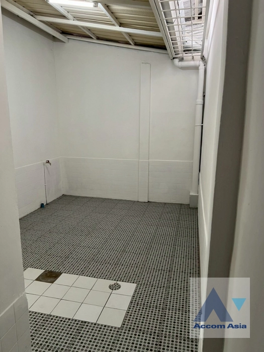 35  5 br Townhouse for rent and sale in Sukhumvit ,Bangkok BTS Asok - MRT Sukhumvit AA22936