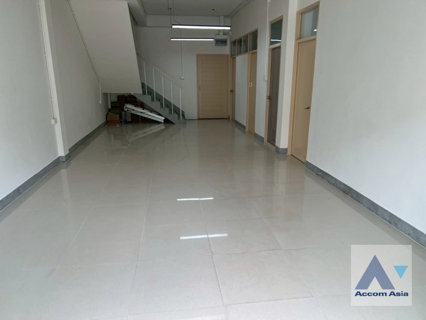 unitHome Office |  5 Bedrooms  Townhouse For Rent & Sale in Sukhumvit, Bangkok  near BTS Asok - MRT Sukhumvit (AA22936)