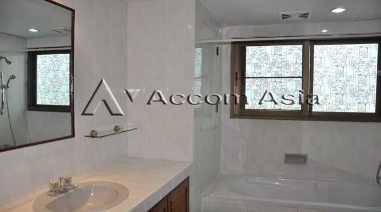 9  4 br Apartment For Rent in Sukhumvit ,Bangkok BTS Thong Lo at Perfect For Big Families 13611