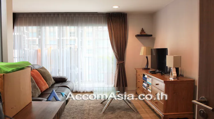  2 Bedrooms  Condominium For Sale in Sathorn, Bangkok  near BRT Thanon Chan (AA22951)