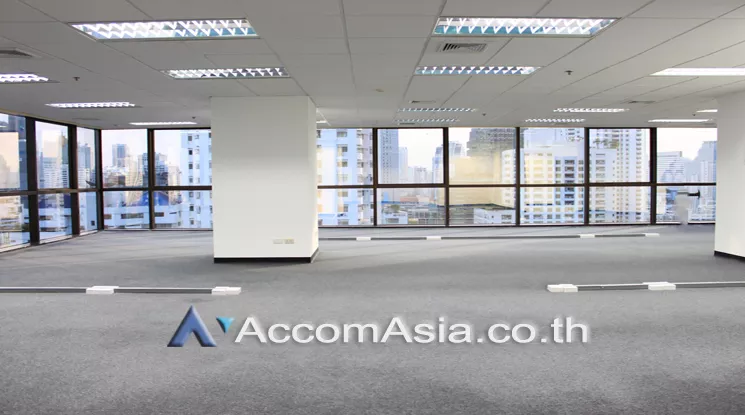 unit Office space For Rent in Phaholyothin, Bangkok  near MRT Phetchaburi (AA22973)