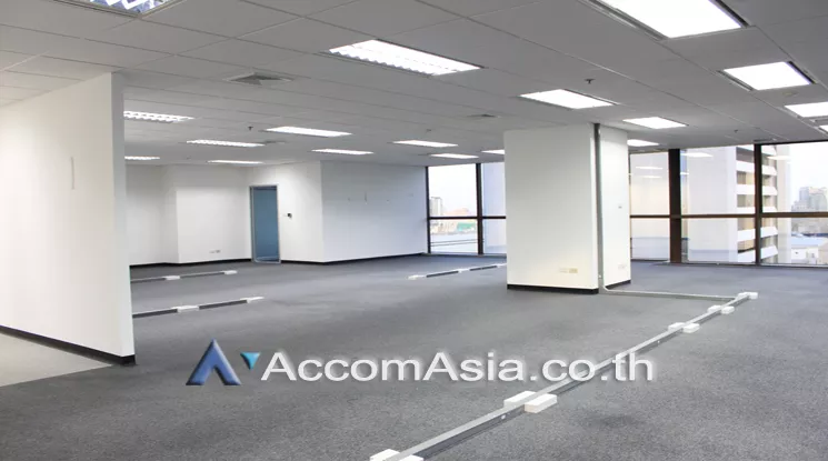 unit Office space For Rent in Phaholyothin, Bangkok  near MRT Phetchaburi (AA22973)