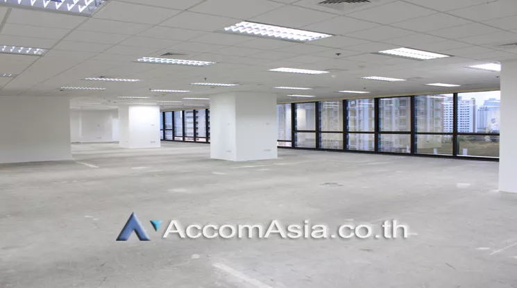 5  Office Space For Rent in Phaholyothin ,Bangkok MRT Phetchaburi at Thanapoom Tower AA22974