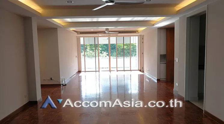  Cozy Low-Rise Apartment in a Premium Compound Apartment  4 Bedroom for Rent BTS Chong Nonsi in Sathorn Bangkok