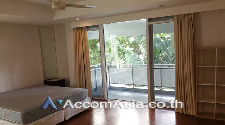 4  4 br Apartment For Rent in Sathorn ,Bangkok BTS Chong Nonsi at Low rise - Cozy Apartment AA22975