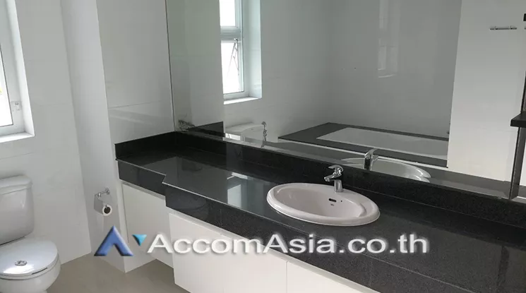 10  4 br Apartment For Rent in Sathorn ,Bangkok BTS Chong Nonsi at Cozy Low-Rise Apartment in a Premium Compound AA22975