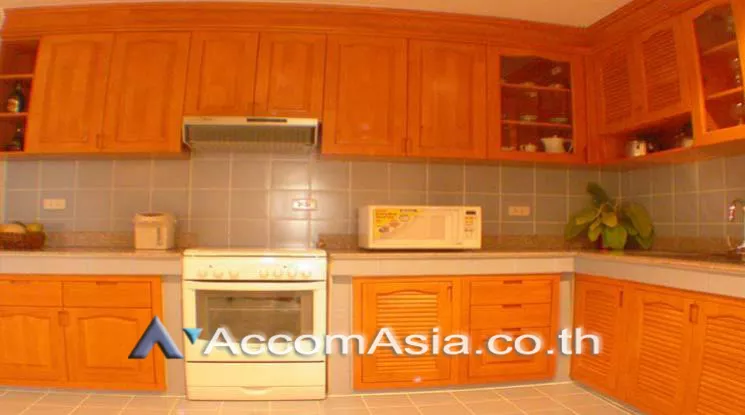 4  3 br Apartment For Rent in Silom ,Bangkok BTS Chong Nonsi at Simply Life 13615