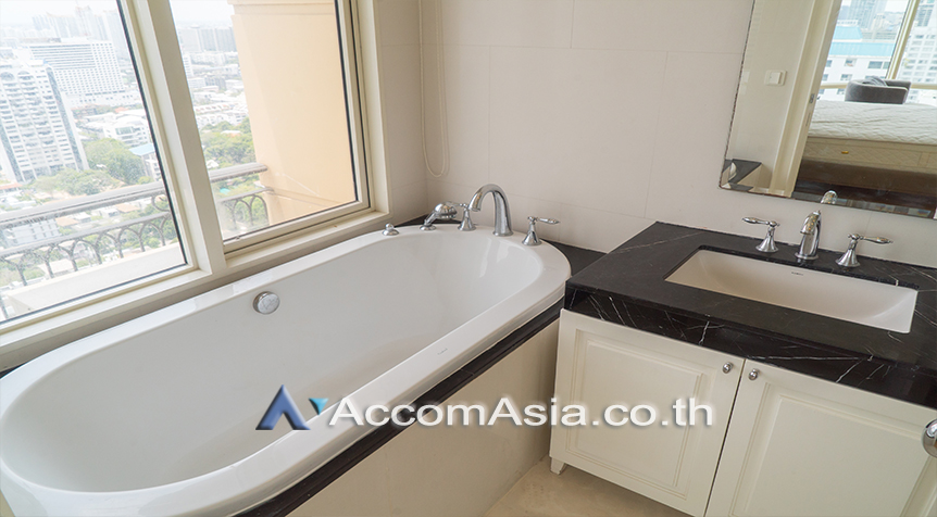 6  3 br Condominium For Rent in Sukhumvit ,Bangkok BTS Phrom Phong at Royce Private Residences AA22986