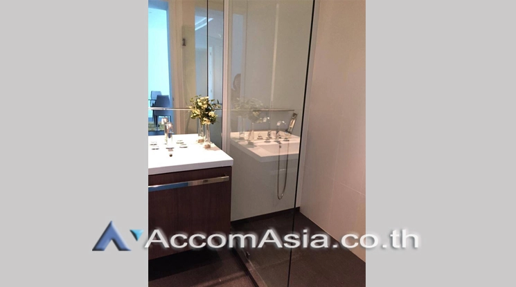 6  2 br Condominium for rent and sale in Ploenchit ,Bangkok BTS Ratchadamri - MRT Silom at 185 Rajadamri AA22990