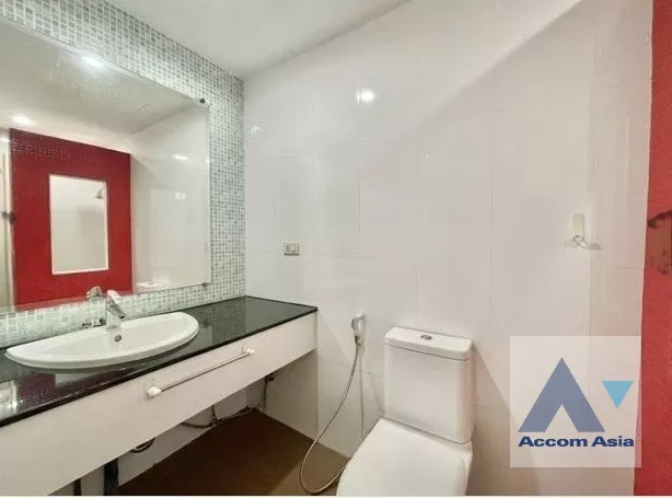 9  4 br Condominium For Rent in Sukhumvit ,Bangkok BTS Ekkamai at Tai Ping Tower AA23000