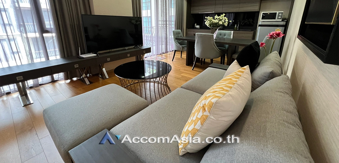 unit 2 Bedrooms  Condominium For Rent & Sale in Ploenchit, Bangkok  near BTS Chitlom (AA23004)