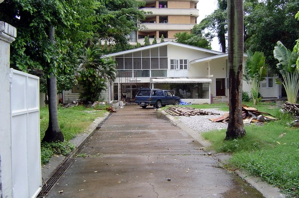 unitHome Office |  3 Bedrooms  House For Rent in Sukhumvit, Bangkok  near BTS Ekkamai - BTS Phra khanong (9006601)