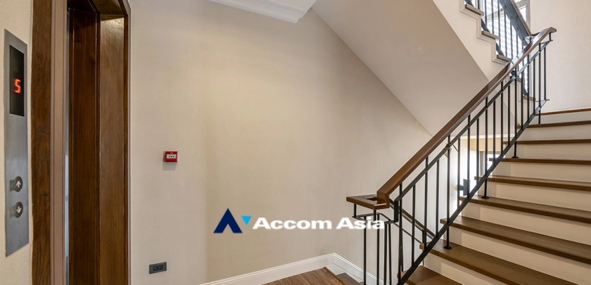 9  3 br Townhouse for rent and sale in Sukhumvit ,Bangkok BTS Thong Lo at 749 Residence AA23033