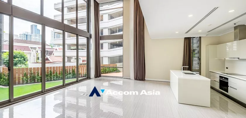Huge Terrace, Private Swimming Pool |  3 Bedrooms  Townhouse For Rent & Sale in Sukhumvit, Bangkok  near BTS Thong Lo (AA23033)