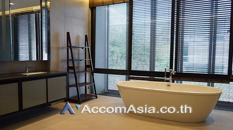 12  4 br House For Rent in Sukhumvit ,Bangkok BTS Ekkamai at Baan Ekamai AA23064