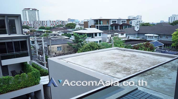 18  4 br House For Rent in Sukhumvit ,Bangkok BTS Ekkamai at Baan Ekamai AA23064
