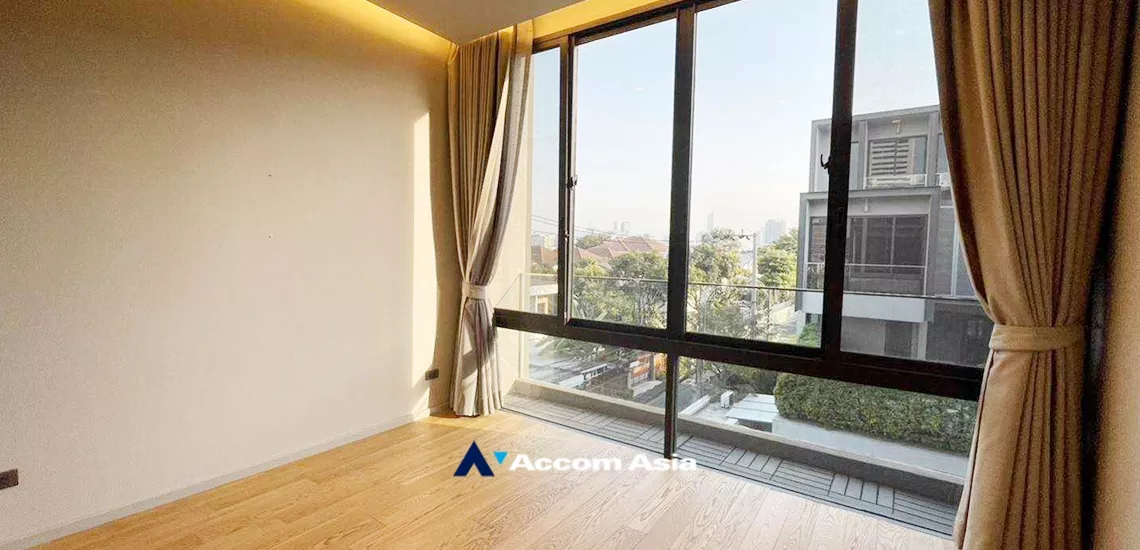 8  4 br House For Rent in Sukhumvit ,Bangkok BTS Ekkamai at Baan Ekamai AA23065