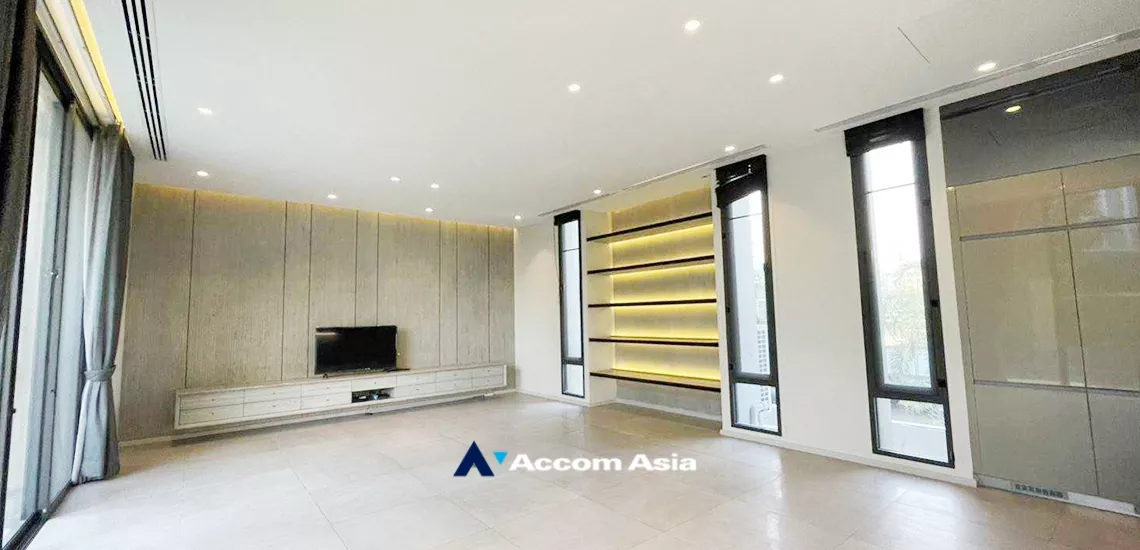  2  4 br House For Rent in Sukhumvit ,Bangkok BTS Ekkamai at Baan Ekamai AA23065