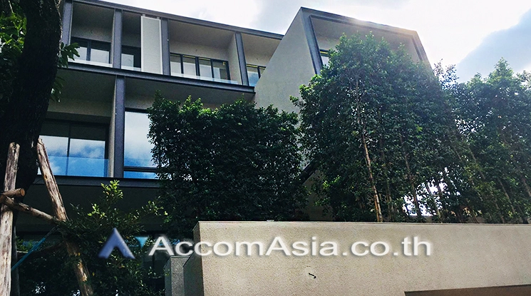  2  4 br House For Rent in Sukhumvit ,Bangkok BTS Ekkamai at Baan Ekamai AA23066