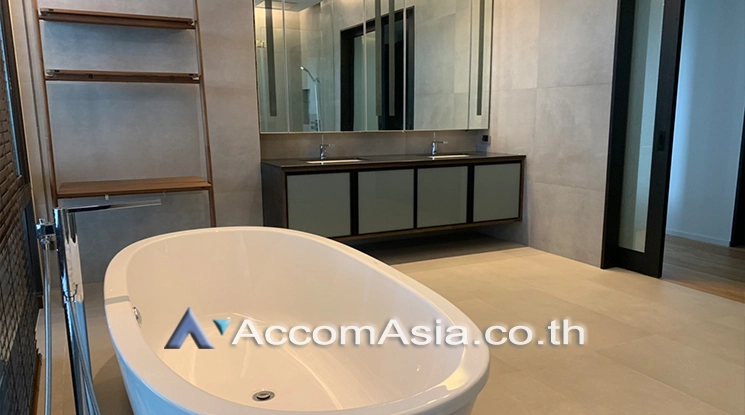 5  4 br House For Rent in Sukhumvit ,Bangkok BTS Ekkamai at Baan Ekamai AA23066