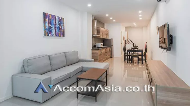Home Office |  3 Bedrooms  Townhouse For Sale in Sukhumvit, Bangkok  near BTS Asok - MRT Queen Sirikit National Convention Center (AA23077)