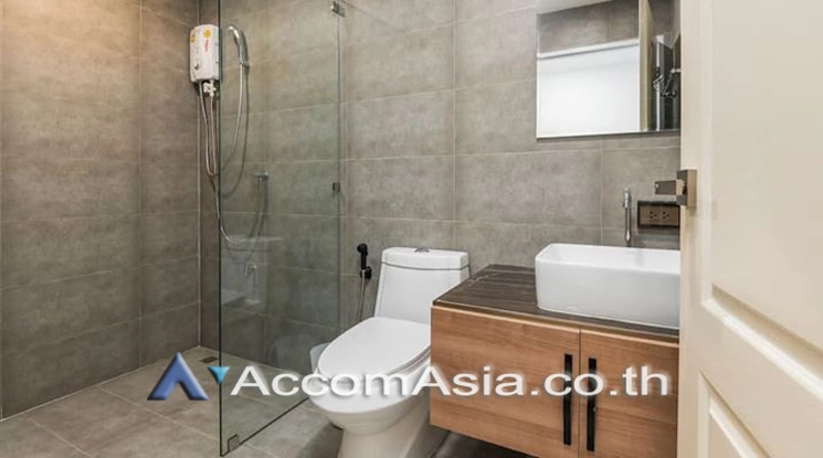 12  3 br Townhouse for rent and sale in Sukhumvit ,Bangkok BTS Asok - MRT Queen Sirikit National Convention Center AA23077