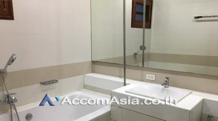 15  6 br House For Sale in Pattanakarn ,Bangkok ARL Hua Mak AA23079